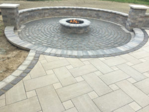 firepits-round-circle-seat-wall-jmt-landscapes-patio-paver-landscapers-builder-contractor-unilock-belgard-techo-bloc-natural-stone